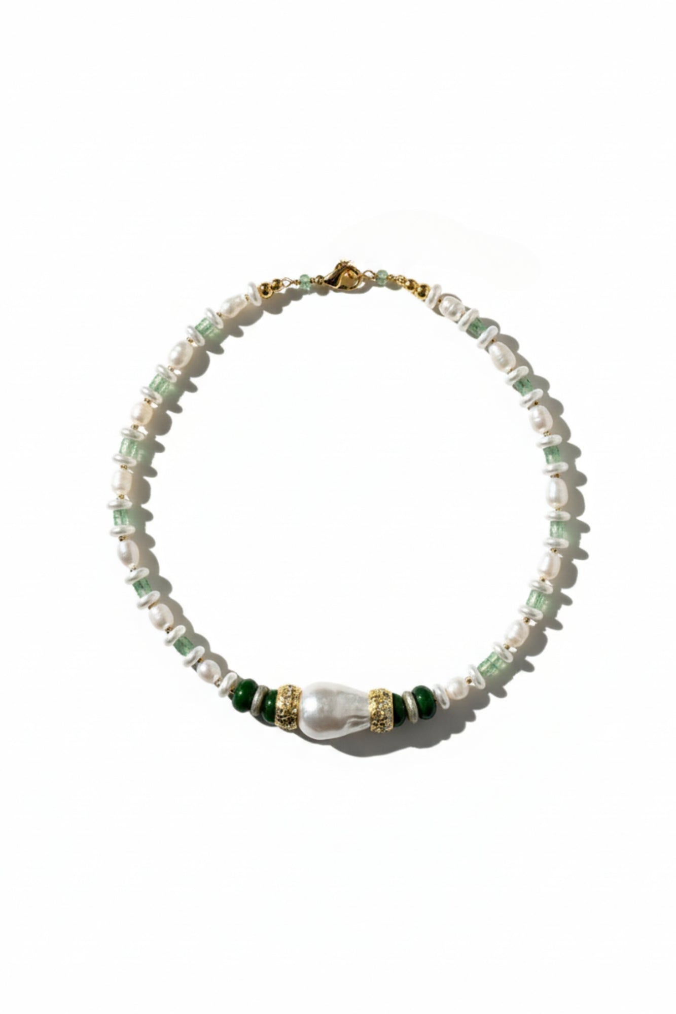BOLD PEARL NECKLACE