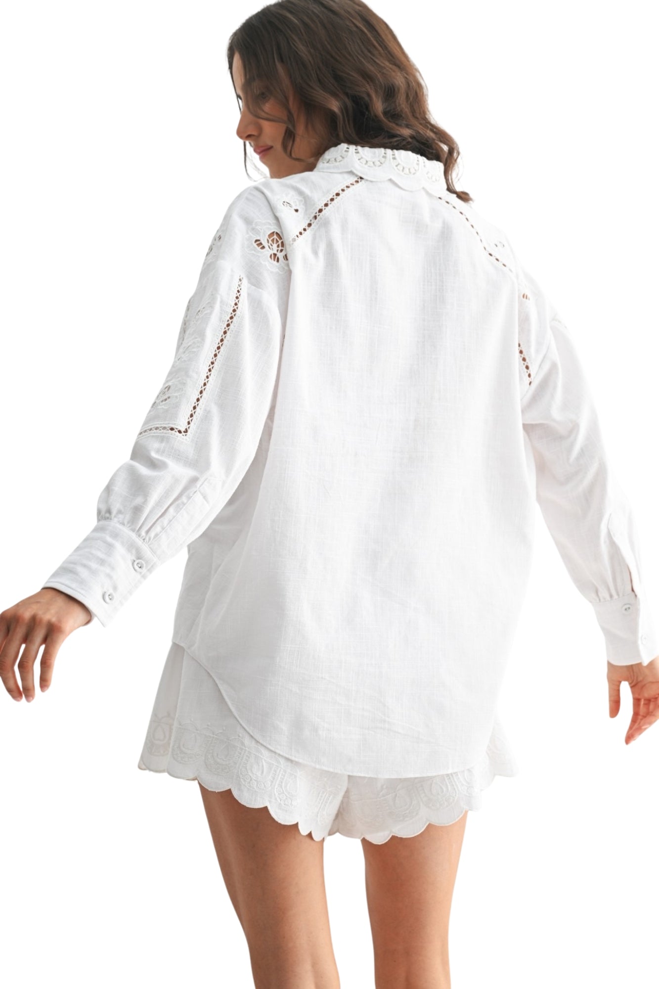 EMBROIDERED LINEN SET WITH BELT