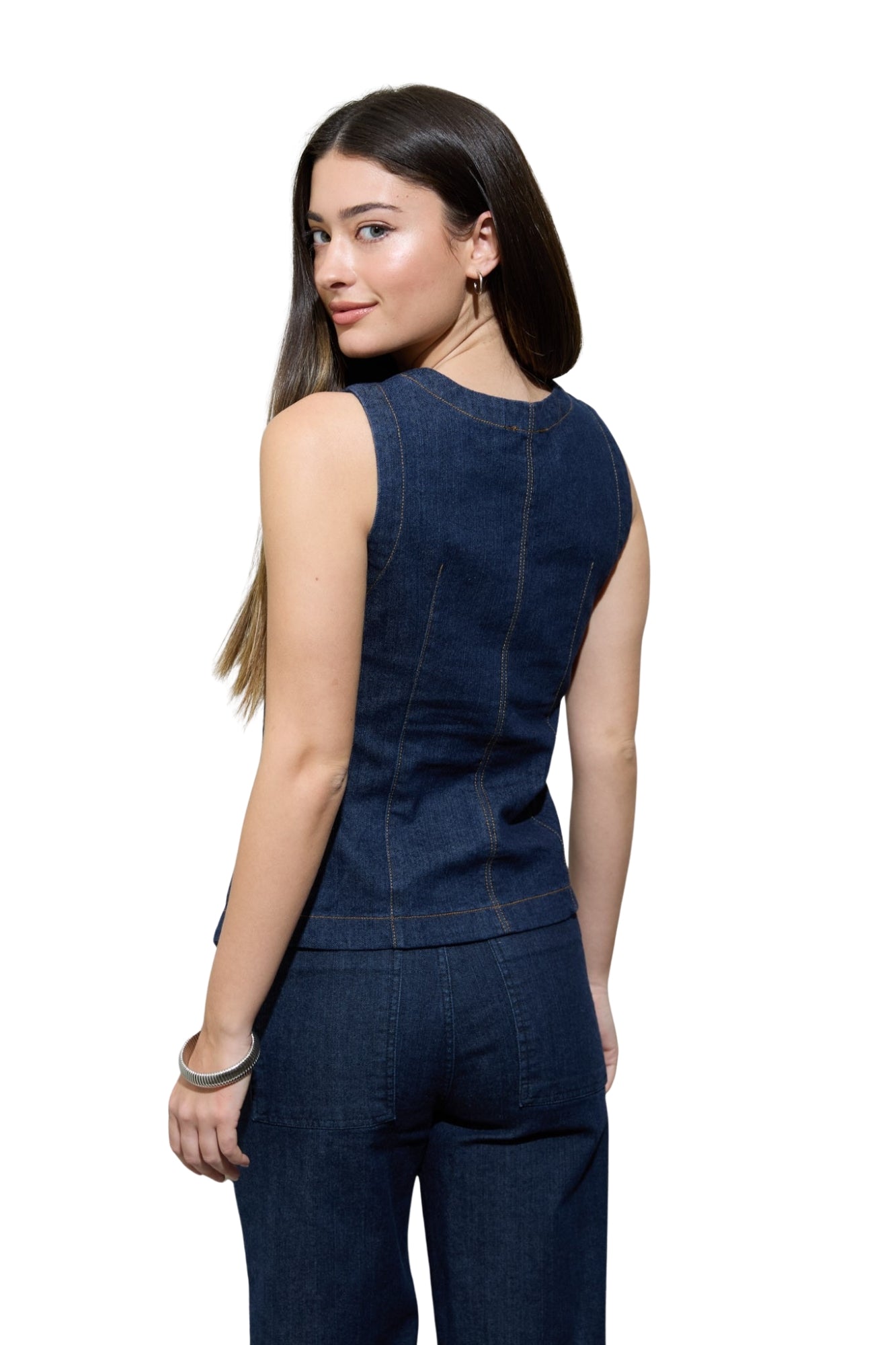 ROUND NECK VEST & WIDE LEG JEANS SET