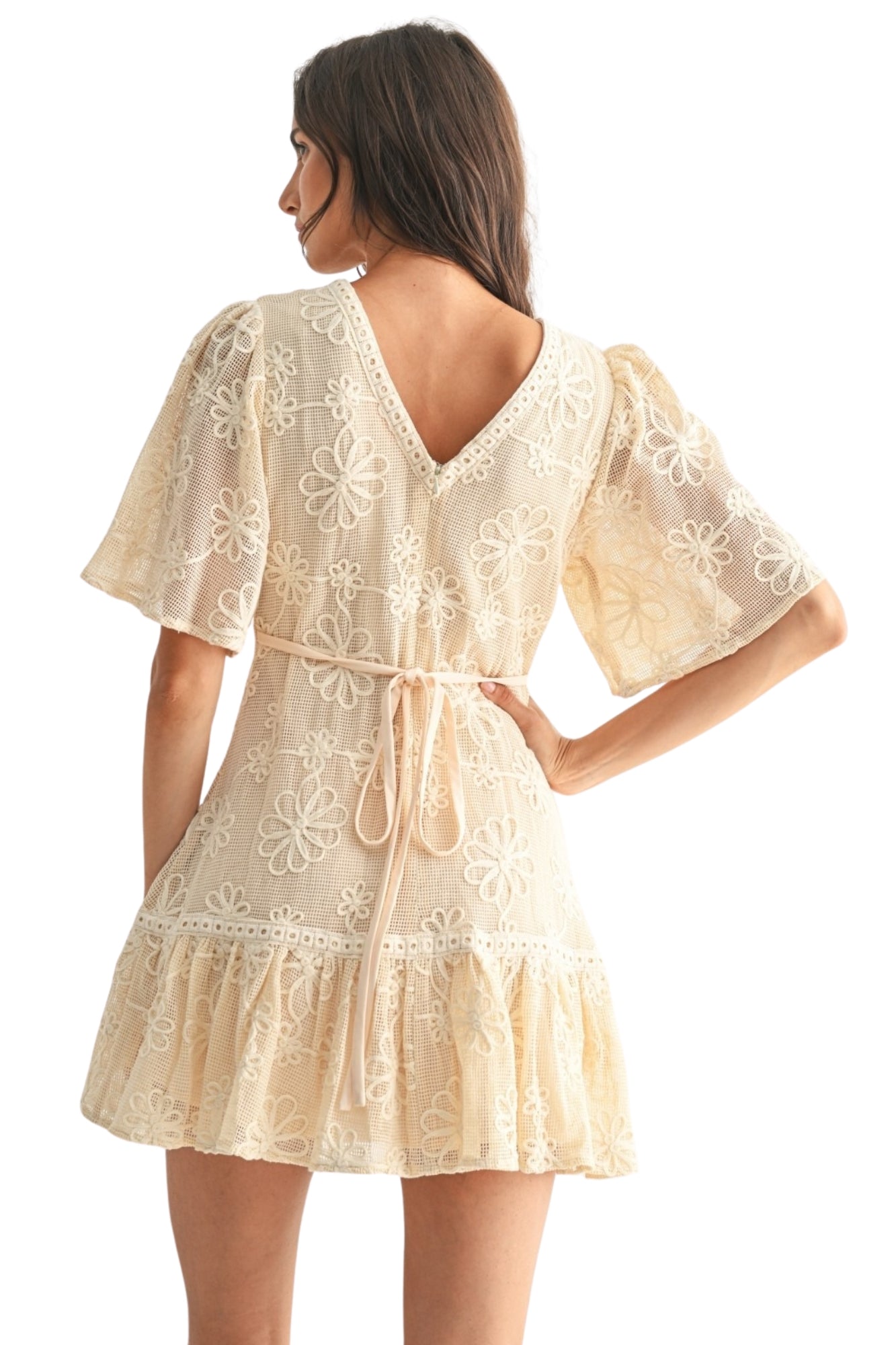 ELEGANT FLORAL LACE MINI DRESS