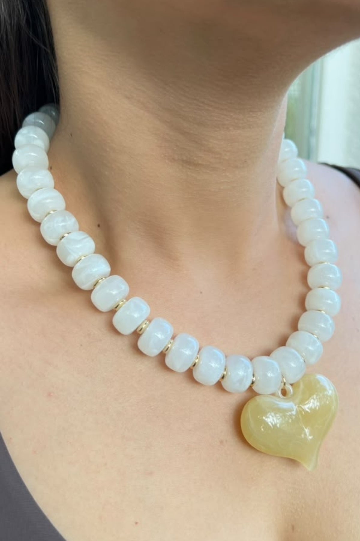 VANILLA CREAM CHARM NECKLACE