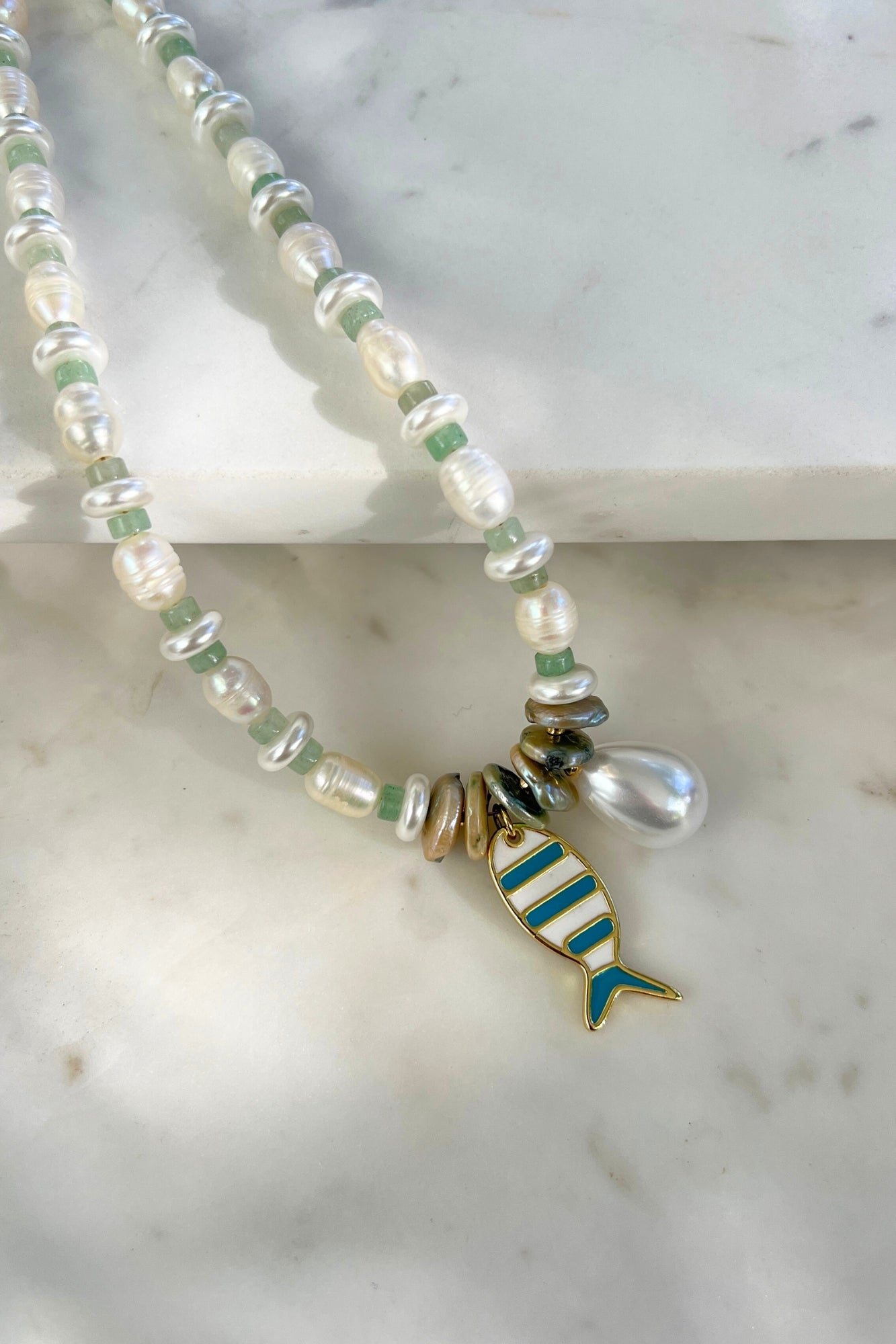 THE PEARL & FISH NECKLACE