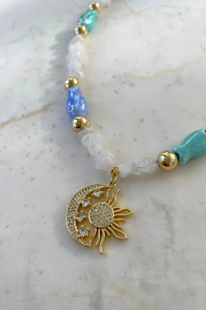 LUNAR GAZE NECKLACE