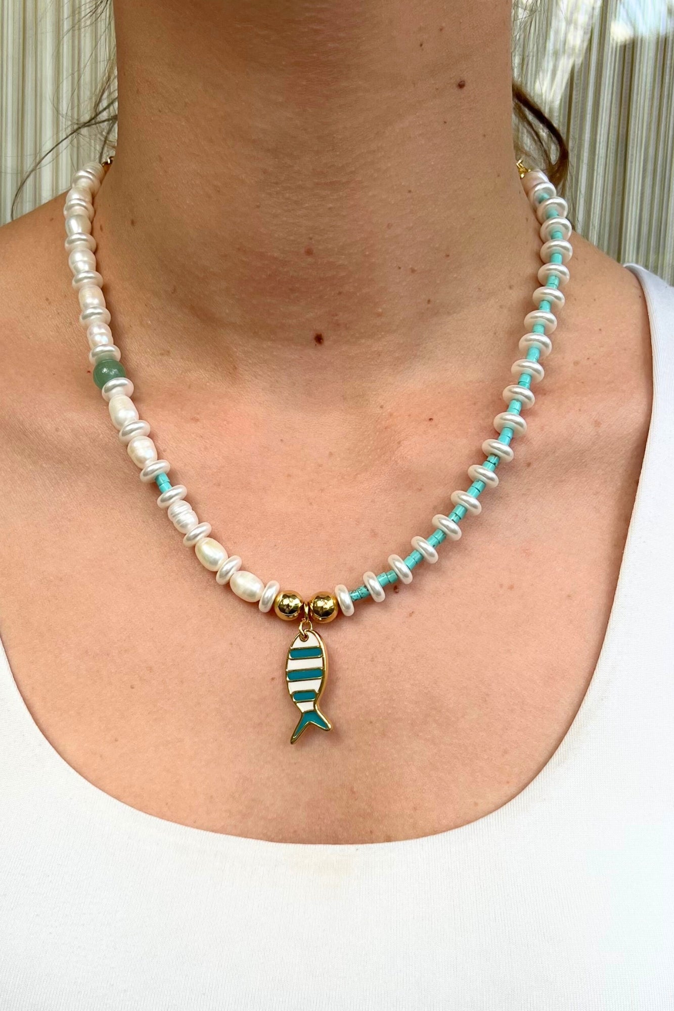 SINGLE FISH NECKLACE