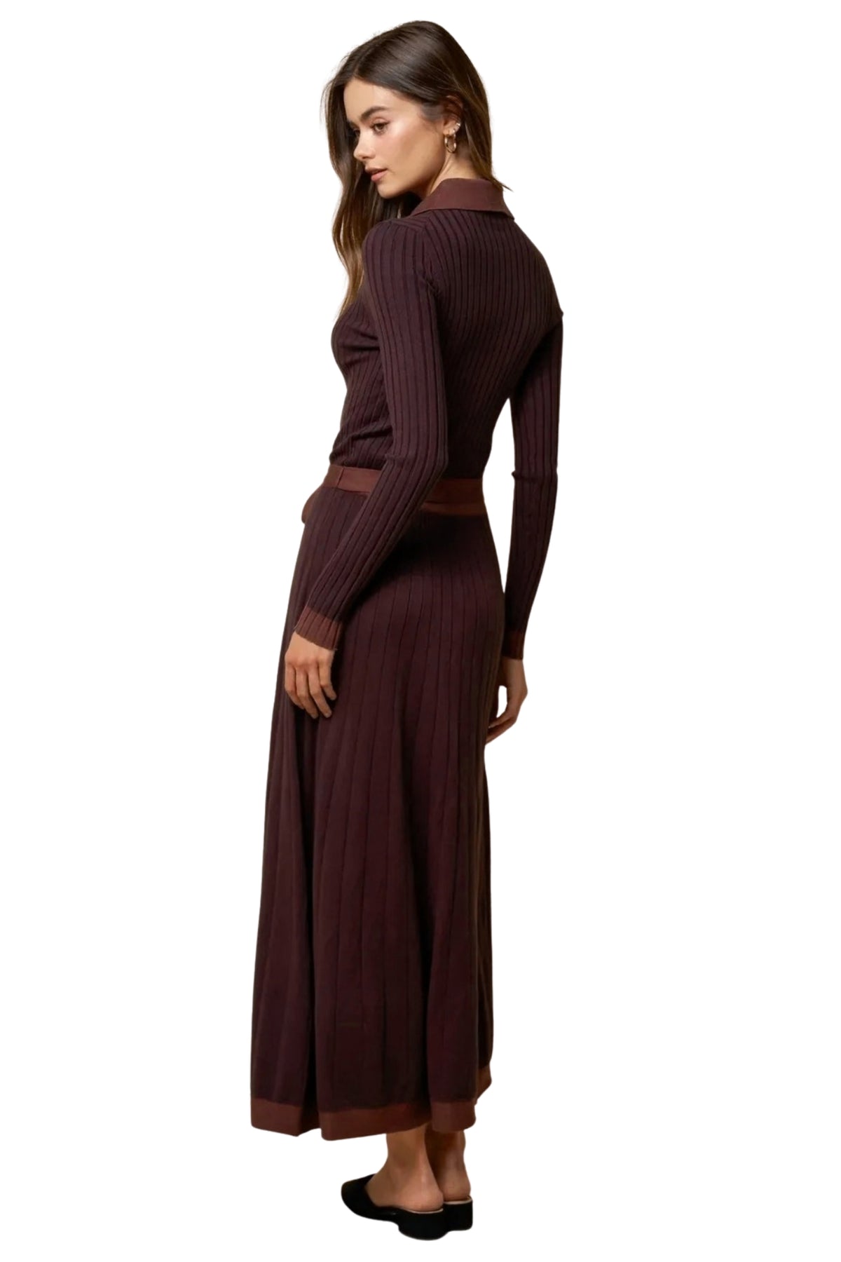 COLLARED BELTED RIBBED KNIT MIDI DRESS