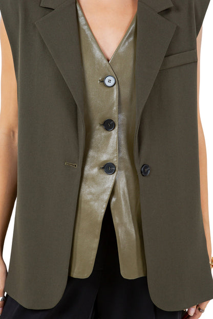 PU CONTRASTED DOUBLE LAYER LINE VEST