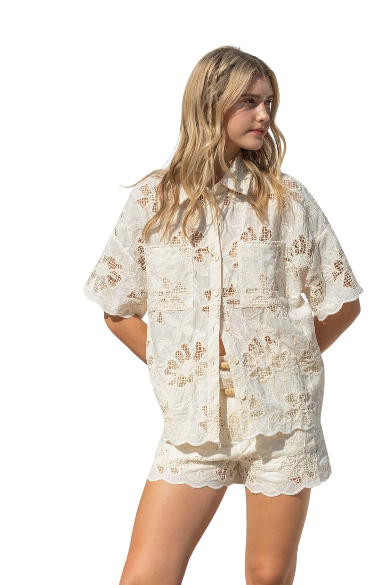 EMBROIDERY TOP & SHORTS SET
