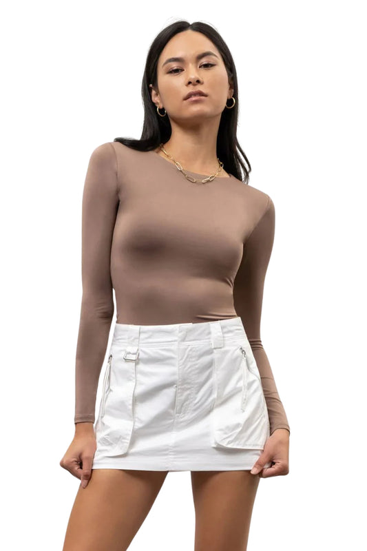 ROUND NECK LONG SLEEVE FITTED KNIT TOP - DEEP TAUPE