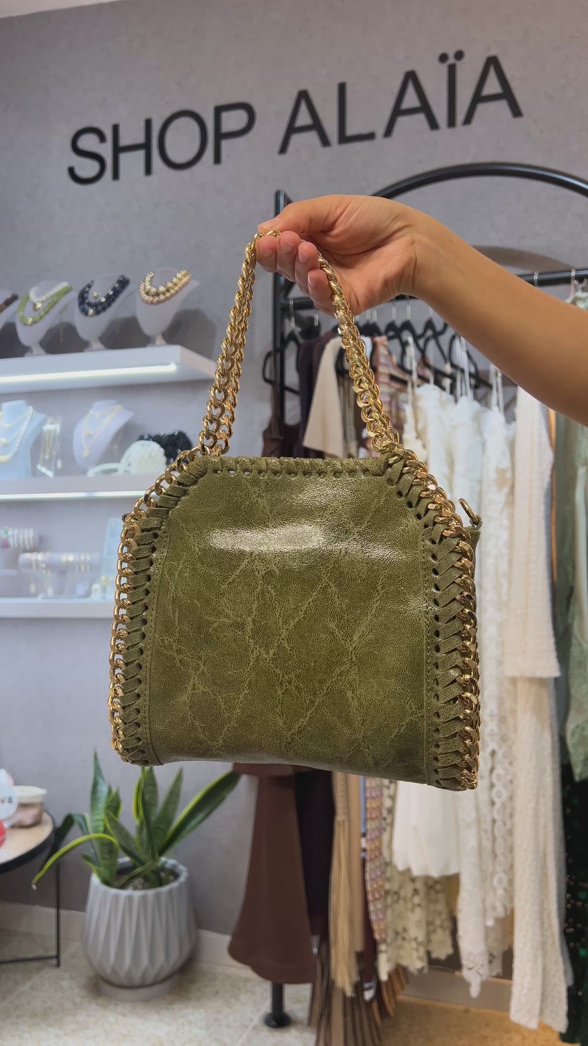 METALLIC TRIM HANDBAG - GREEN